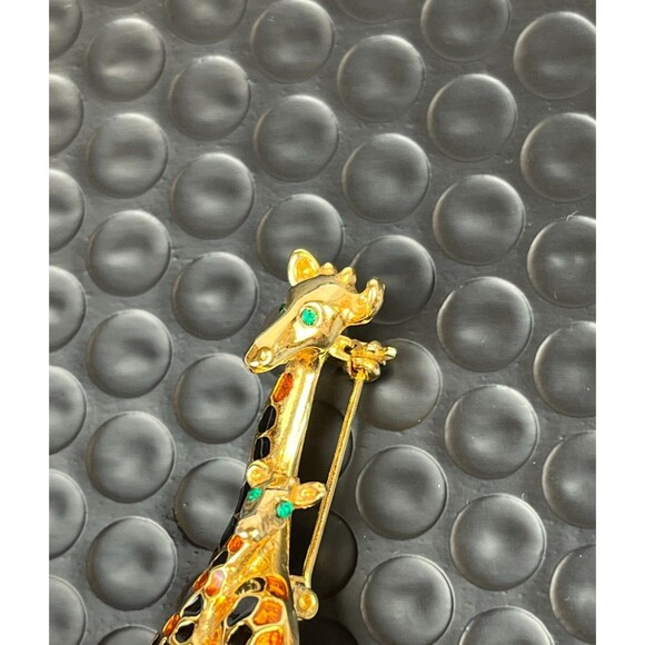 Vintage Giraffe Mother & Baby Brooch Gold Tone Enamel Amber Rhinestones Animal - Picture 9 of 11